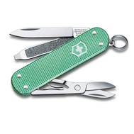 Нож перочинный VICTORINOX Minty Mint (0.6221.221G) 58мм 7функц. карт.коробка.