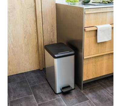 Ведро для мусора с педалью CURVER SLIM BIN 25L-BLK582-ECOM