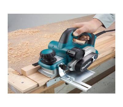 Рубанок электрический Makita KP0810CK