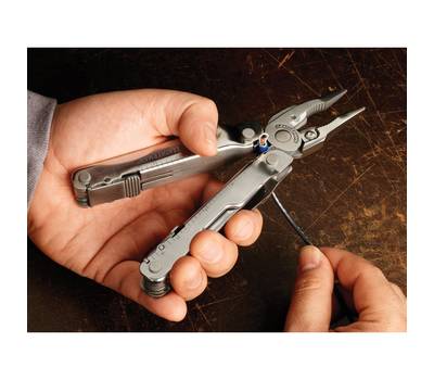 Многофункциональный инструмент LEATHERMAN 831 151