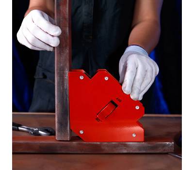 Держатель магнитный REXANT для сварки, отключаемый на 3 угла, усилие 23 кг 12-4836