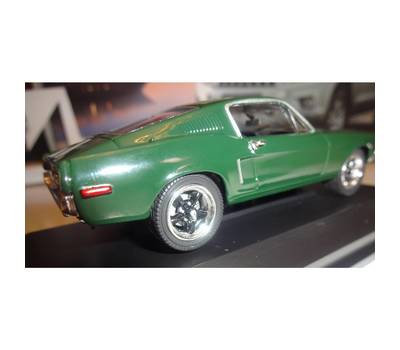 Машинка игрушечная YAT MING 1968 Мустанг Bullitt 1/43 Серия Премиум