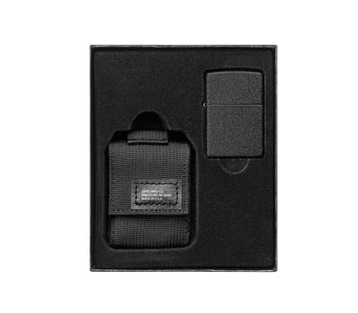 Зажигалка Zippo Набор : чёрная Black Crackle® и чёрный нейлоновый чехол, в подарочной коробке